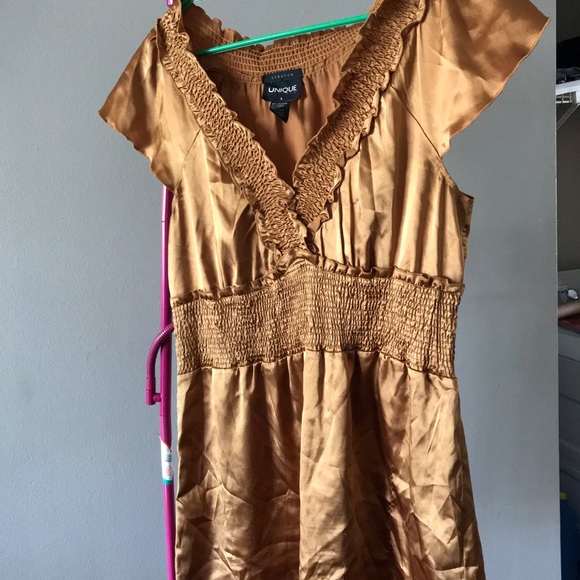 Stretch, UNIQUE SPECTRUM GOLD BLOUSE. Size LARGE - Picture 2 of 8